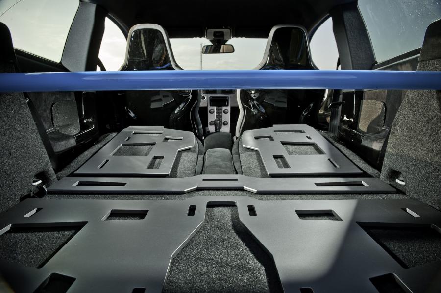  Volvo C30 Polestar Performance Concept 2010 года  (фото 17 из 45)
